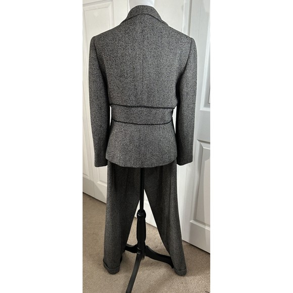 Larry Levine Pant Suit 2 Piece Set Size 8 Brown Tweed 2 Button Blazer Cuff Pant - Picture 4 of 9